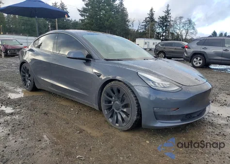 2018 Tesla Model 3 z USA, uszkodzony, nr VIN 5YJ3E1EB0JF089814